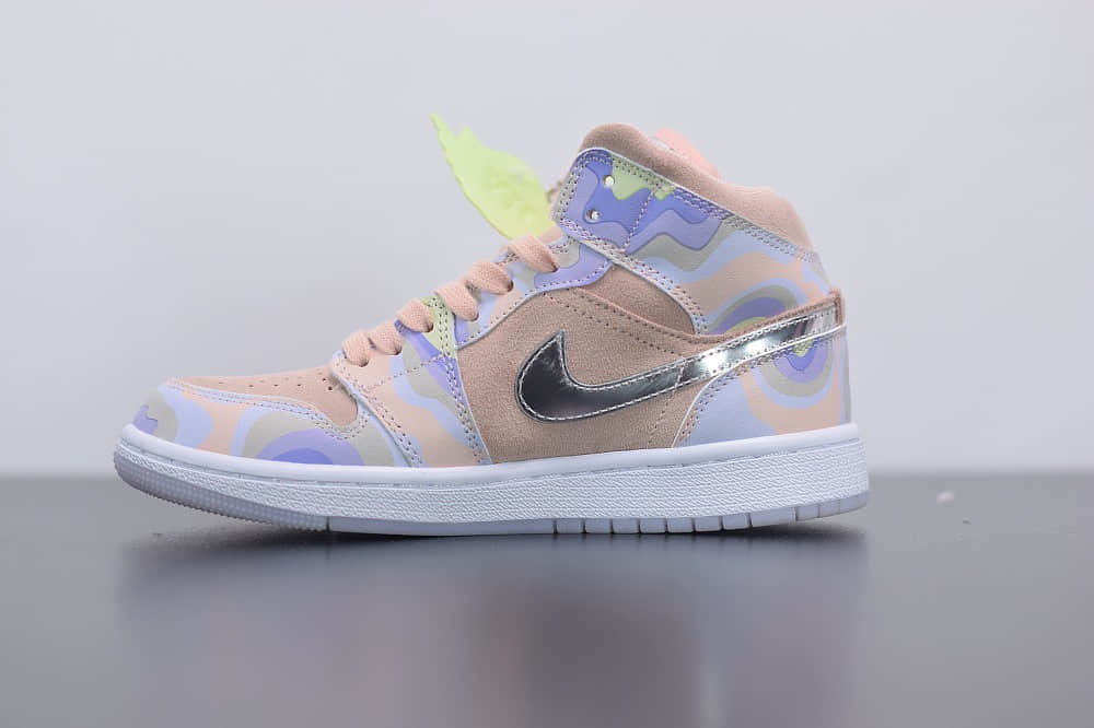乔丹Air Jordan 1 Mid AJ1银粉云朵中帮板鞋纯原版本 货号：CW6008-600
