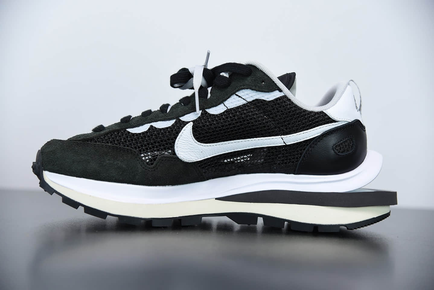 耐克Sacai X NIKe regasus vaporrly SP黑白混合马拉松华夫解构走秀款纯原版本 货号：CV1363-001