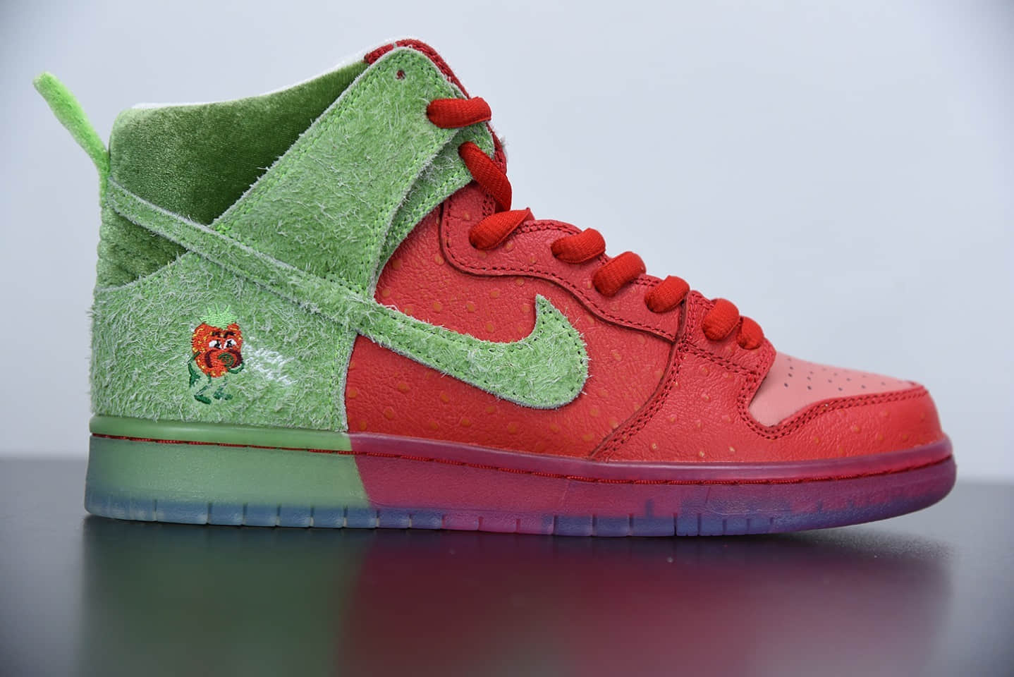 耐克Nike SB Dunk high“strawberry cough”咳嗽草莓高帮休闲板鞋纯原版本 货号:CW7093-600
