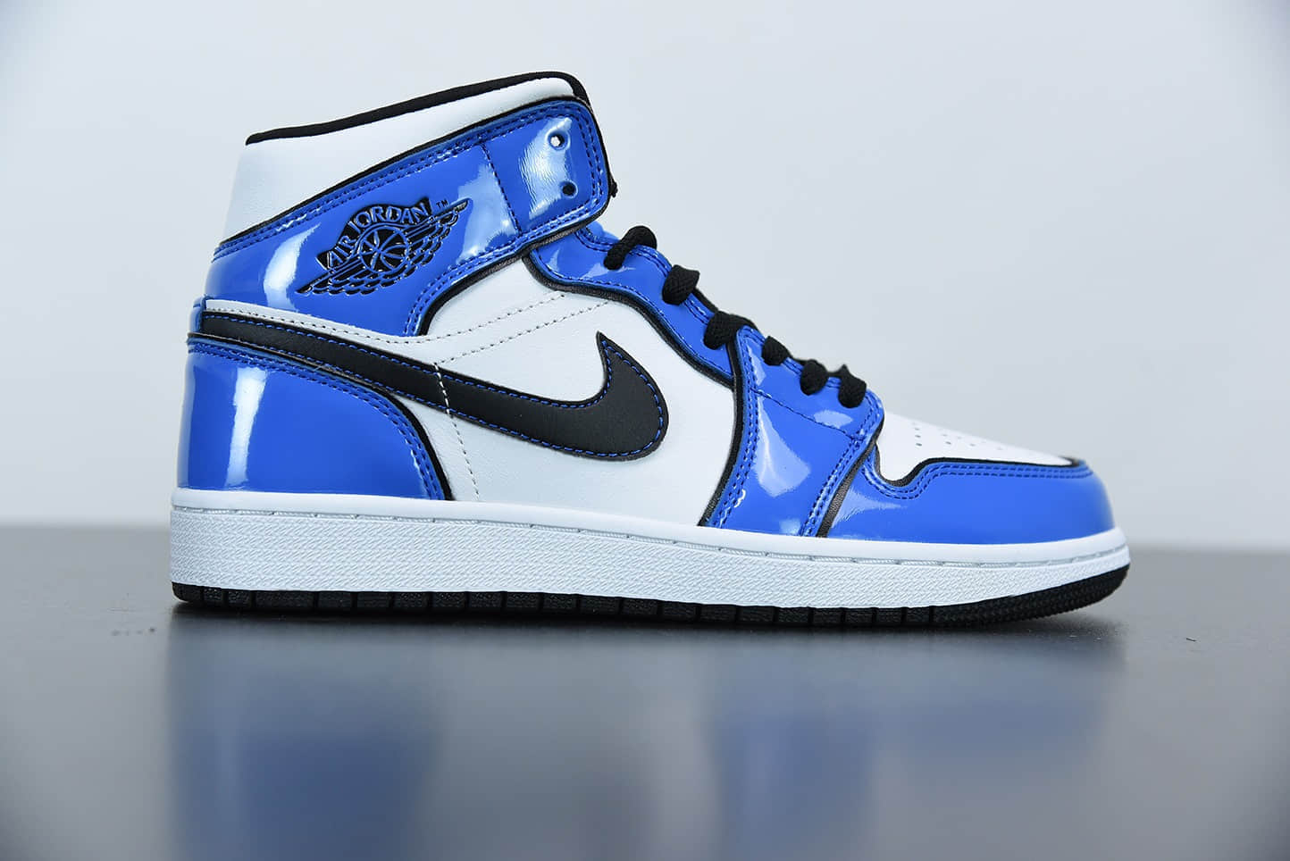 乔丹Air Jordan 1 Mid SE “Signal Blue”二次元小闪电中帮文化篮球鞋纯原版本 货号:DD6834-402
