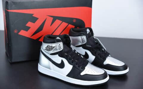 乔丹AirJordan 1 Retro Metallic Silver 黑银配色高帮运动板鞋纯原版本 货号：CD0461-001