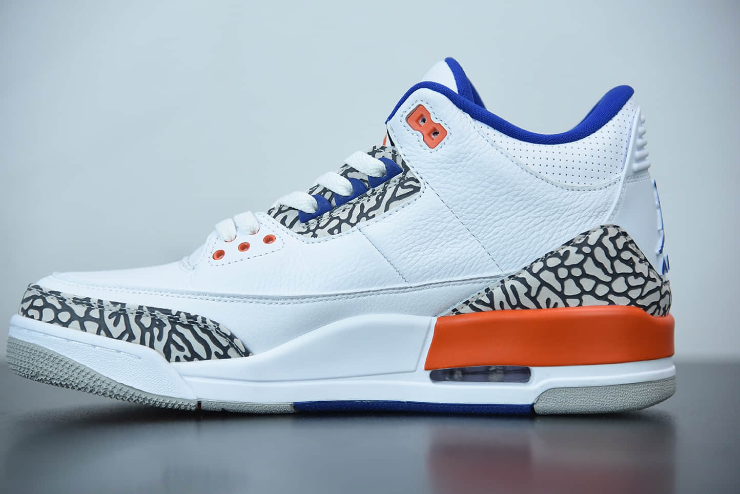 乔丹Air Jordan 3 Knicks 尼克斯白橙蓝实战篮球鞋纯原版本 货号:136064-148