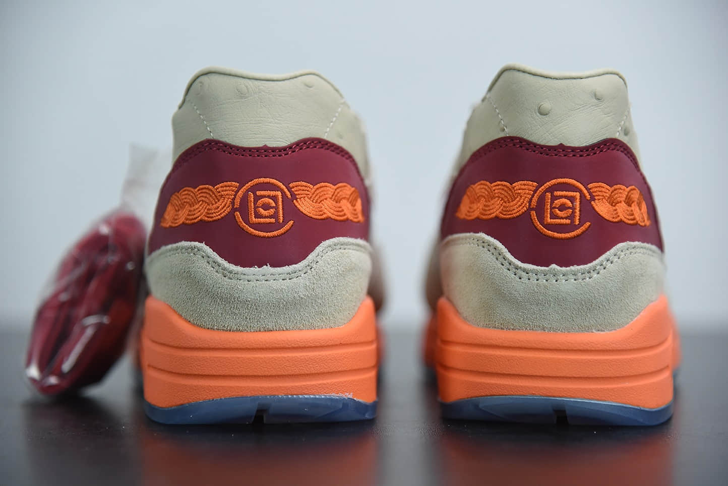 耐克CLOT x Nk Air Max 1 “Kiss of Death”“死亡之吻初代复古气垫百搭休闲运动慢跑鞋纯原版本 货号：DD1870-100