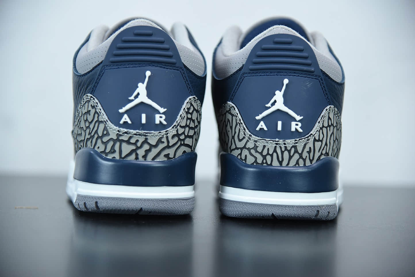 乔丹Air Jordan 3 “Midnight Navy” 午夜蓝爆裂纹配色篮球鞋纯原版本 货号:CT8532-401