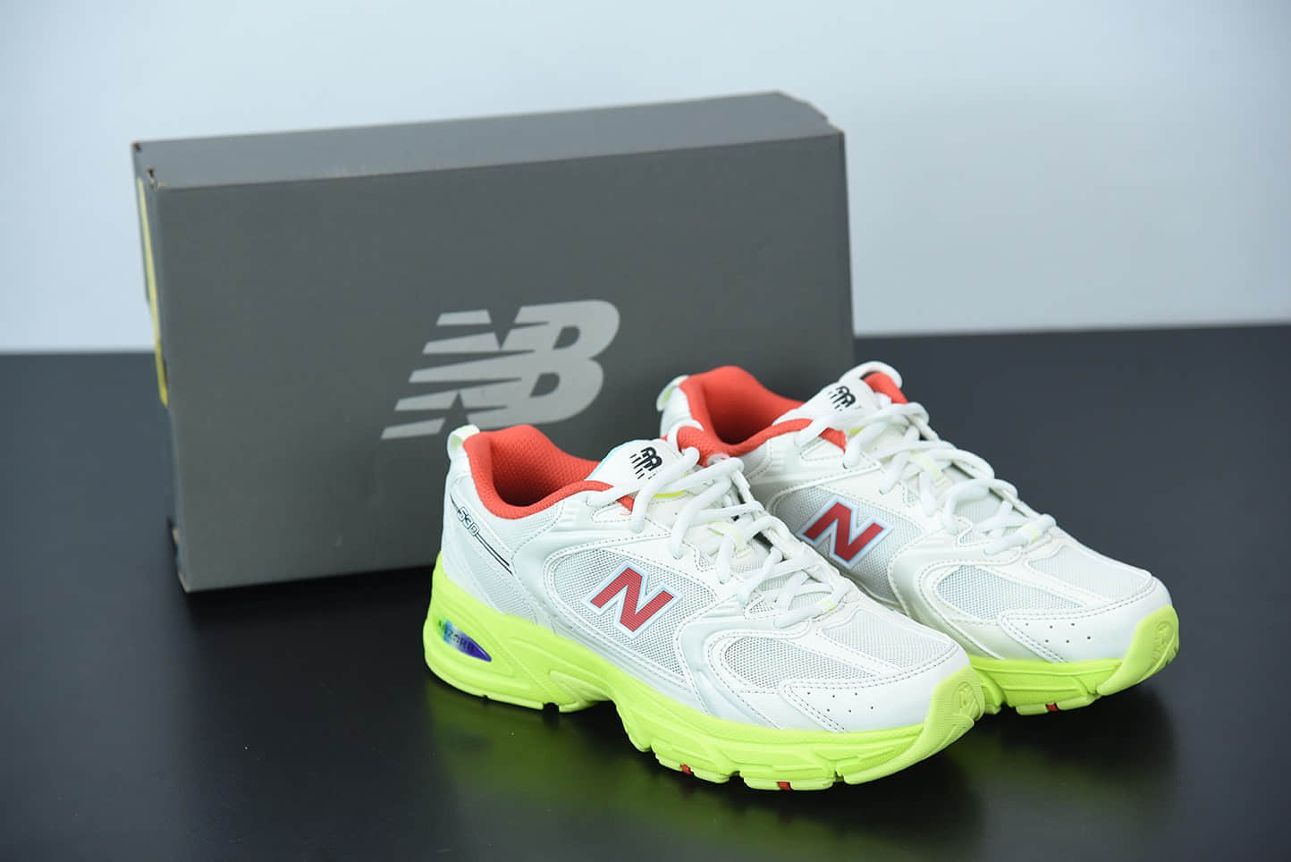新百伦New Balance 530系列白橘荧光地复古休闲慢跑鞋纯原版本 货号：MR530SI