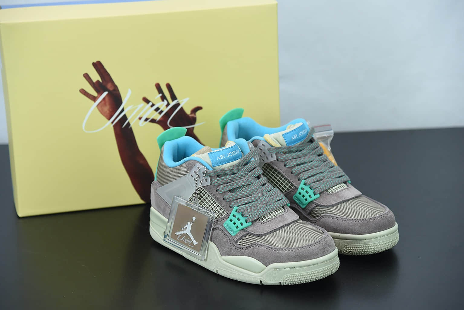 乔丹Jordan UNION x Air Jordan 4 Taupe Haze黑洛杉矶联盟灰褐低帮篮球鞋纯原版本 货号：DJ5718-242