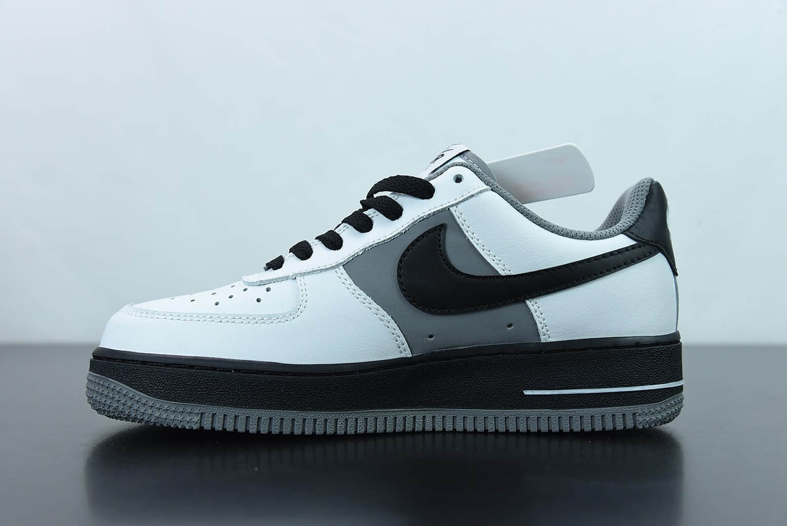 耐克 Nike Air Force 1 Low 黑白灰拼接空军一号低帮百搭休闲运动板鞋纯原版本 货号:553689-609