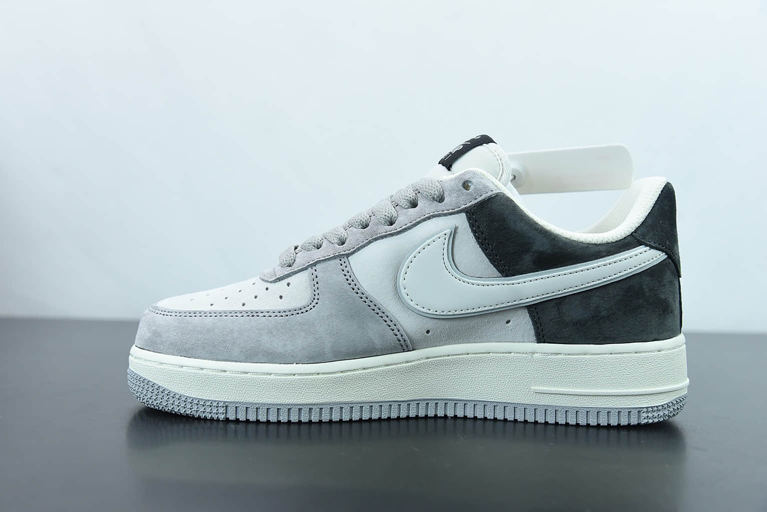 耐克 Nike Air Force 1 Low 白灰拼接麂皮配色空军一号低帮休闲板鞋纯原版本 货号:DW0831-896