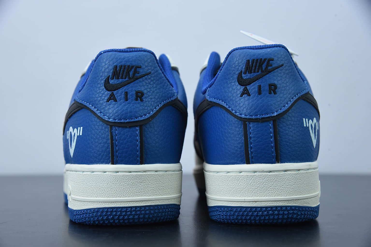 耐克 Nike Air Force 1'07 Low 情人节爱心米蓝炫彩“夜魔侠”空军一号低帮运动休闲板鞋纯原版本 货号: AL2236-300