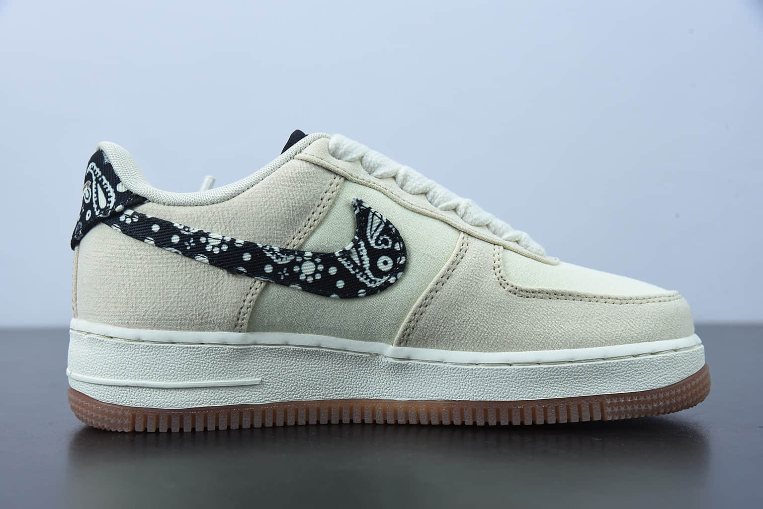 耐克Nike Air Force 1´07Paisley Swoosh空军一号米白棕腰果花钩经典低帮百搭休闲运动板鞋纯原版本 货号：DJ4631-200
