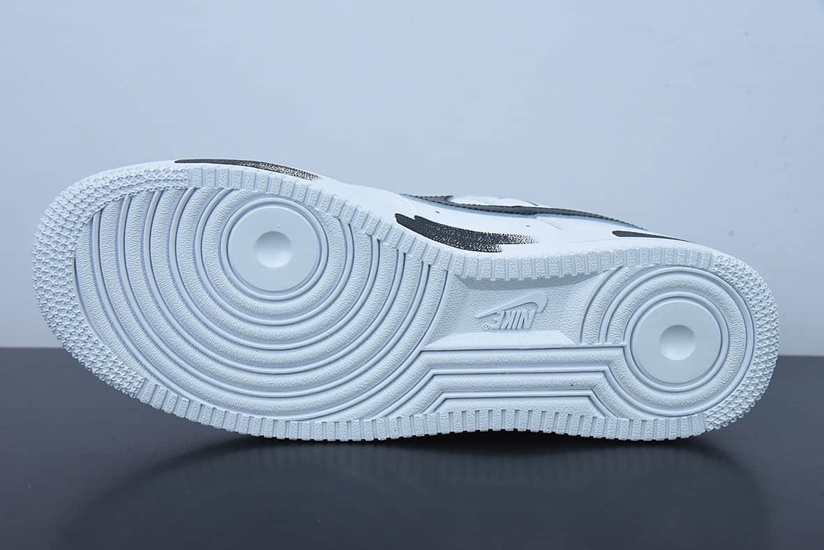 耐克Nike Air Force 1 '07 LowWhiteBlackGraffiti白黑扑克牌涂鸦小权志龙”空军一号低帮休闲板鞋纯原版本 货号:315122-111