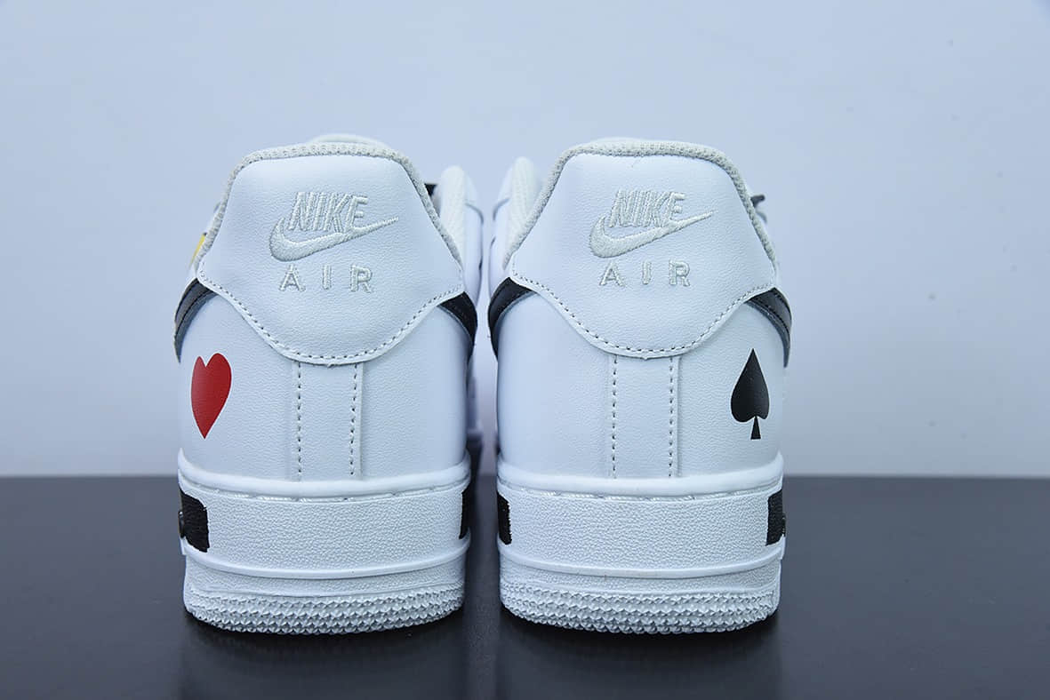 耐克Nike Air Force 1 '07 LowWhiteBlackGraffiti白黑扑克牌涂鸦小权志龙”空军一号低帮休闲板鞋纯原版本 货号:315122-111