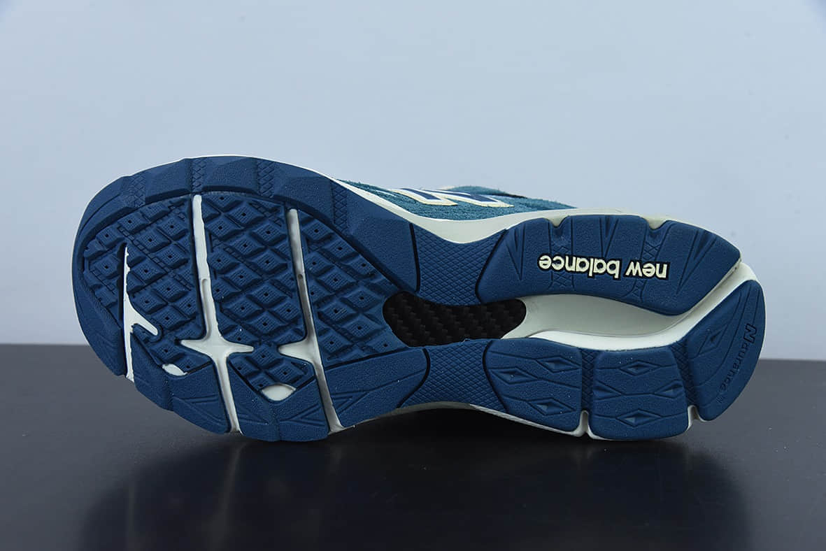 新百伦Levi's x New Balance NB990V3 李维斯联名蓝牛仔第三代总统复古慢跑鞋纯原版本 货号:M990LI3