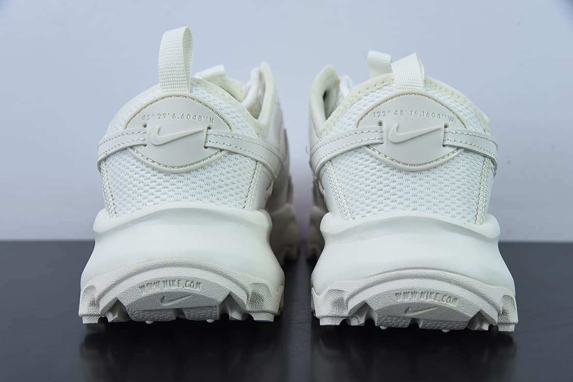 耐克Nike TC 7900WhiteBlack帆白奶油复古老爹百搭休闲慢跑鞋纯原版本 货号：DD9682-100