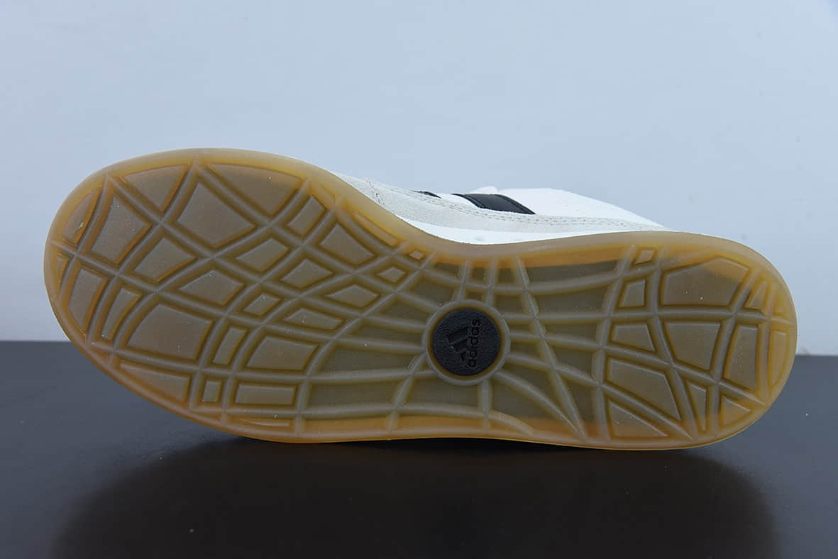 阿迪达斯Adidas Originals Adimatic LowWhiteBlackGrey马蒂奇系列白黑浅灰低帮复古鲨鱼面包鞋纯原版本 货号:DB2911