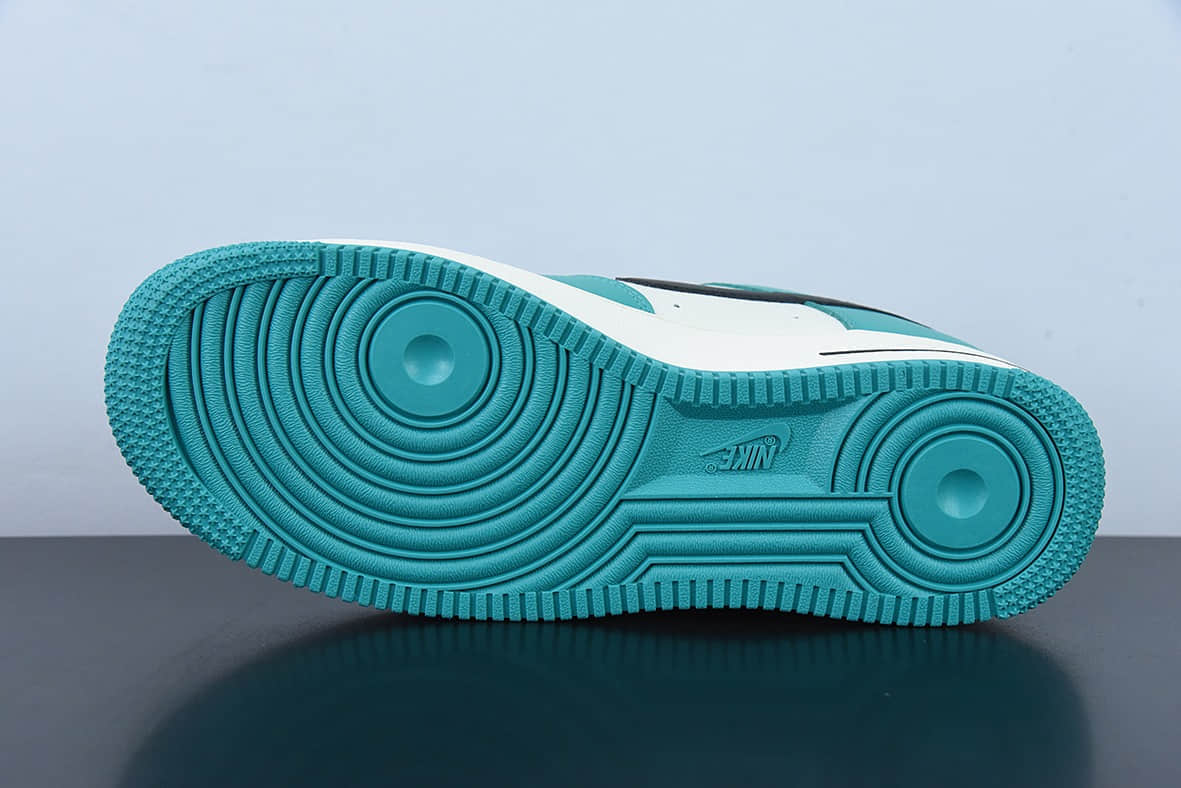耐克Nike Air Force 1 Low ’07 米黑绿配色空军一号低帮休闲板鞋纯原版本 货号：GH5696-302