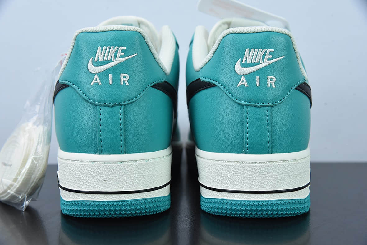 耐克Nike Air Force 1 Low ’07 米黑绿配色空军一号低帮休闲板鞋纯原版本 货号：GH5696-302