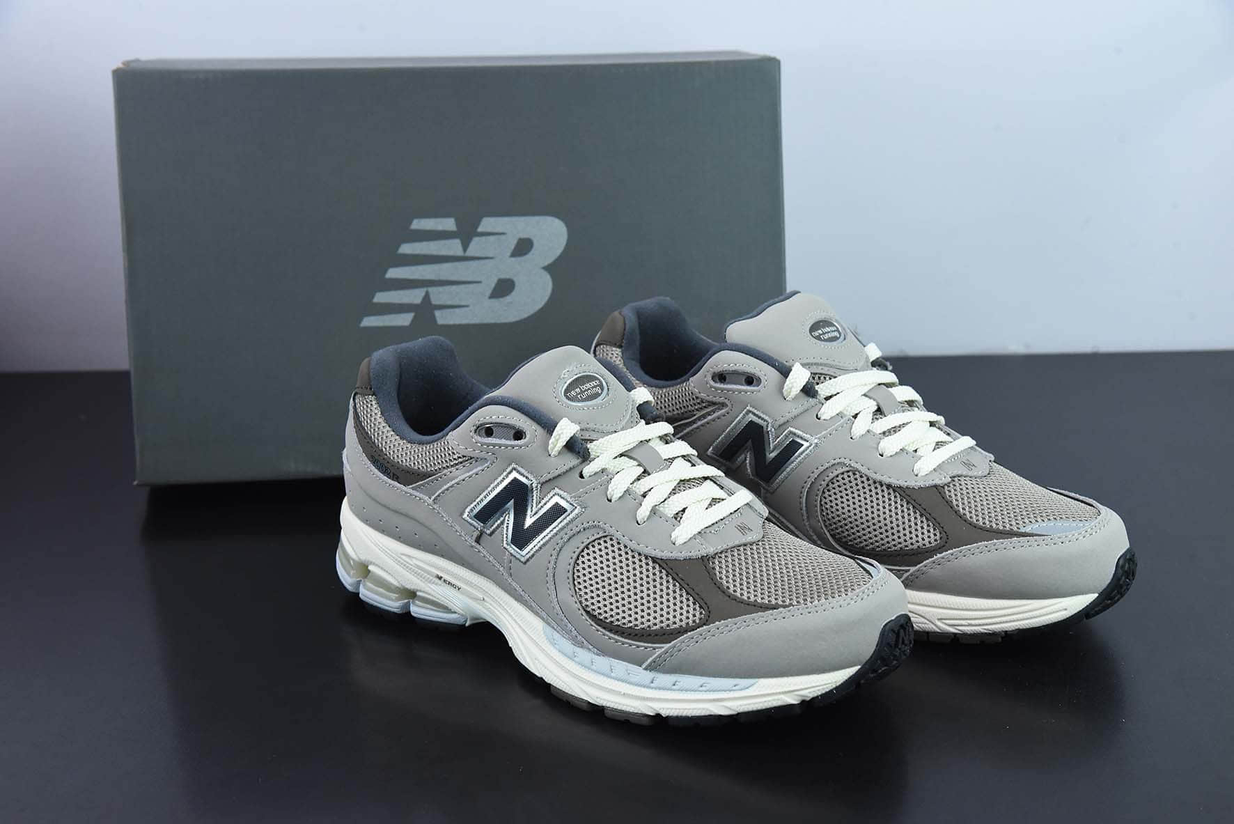 新百伦New Balance 2002R系列磨砂灰蓝复古休闲跑步鞋纯原版本 货号：M2002RAW