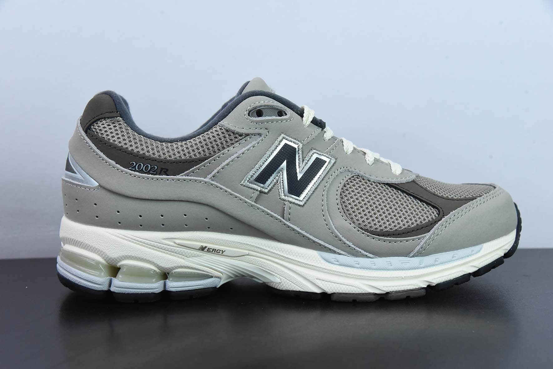 新百伦New Balance 2002R系列磨砂灰蓝复古休闲跑步鞋纯原版本 货号：M2002RAW