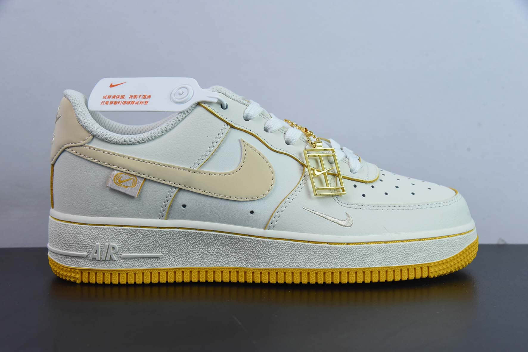 耐克Nike Air Force 1 AF1 米黄刺绣空军一号低帮休闲板鞋纯原版本 货号：FB1839-222