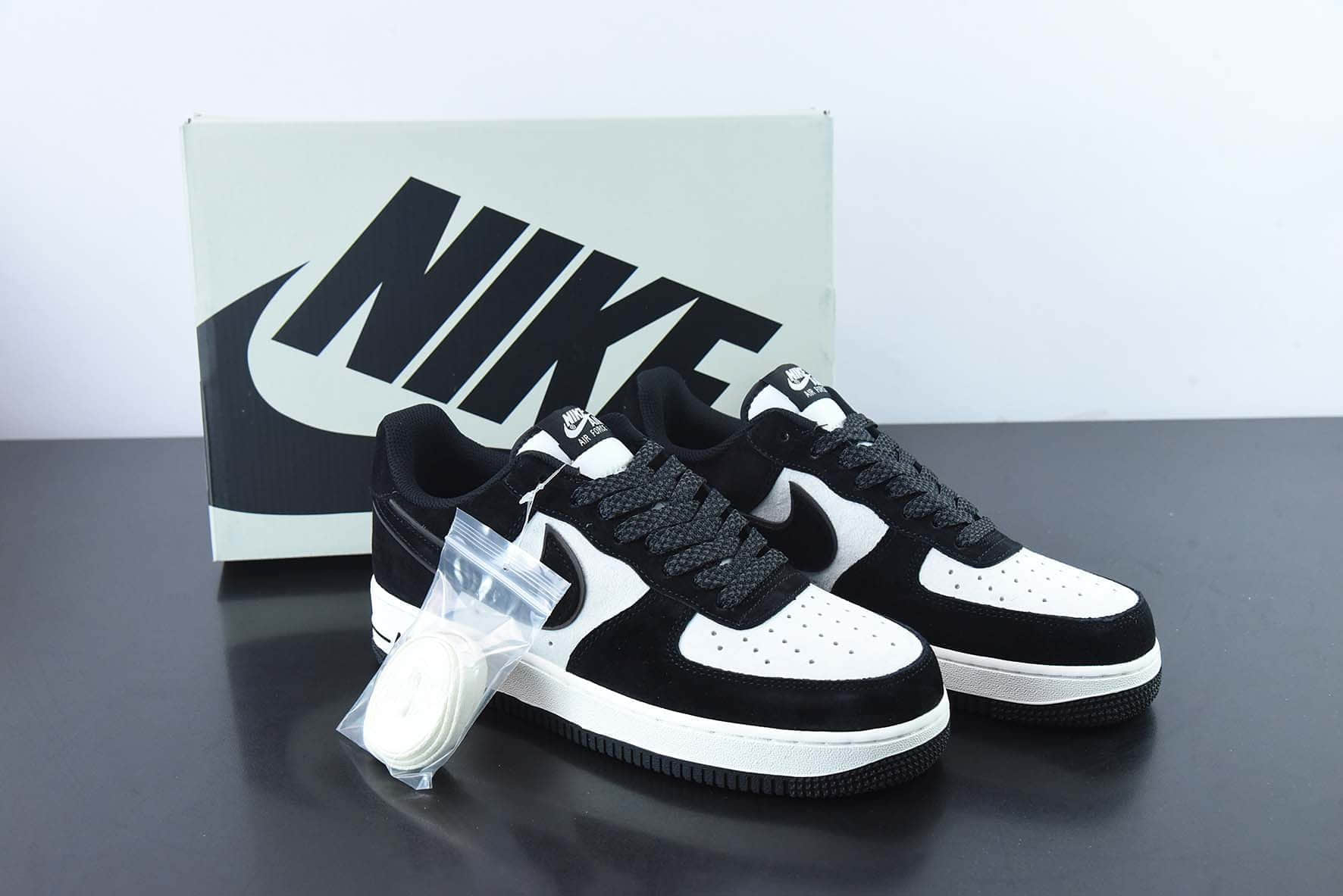 耐克Nike Air Force 1 AF1 黑白炫彩空军一号低帮休闲板鞋纯原版本 货号:MX0820-502