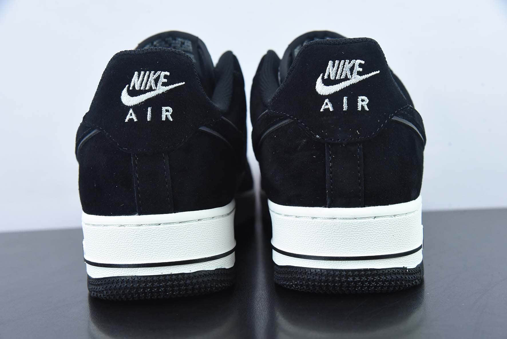 耐克Nike Air Force 1 AF1 黑白炫彩空军一号低帮休闲板鞋纯原版本 货号:MX0820-502