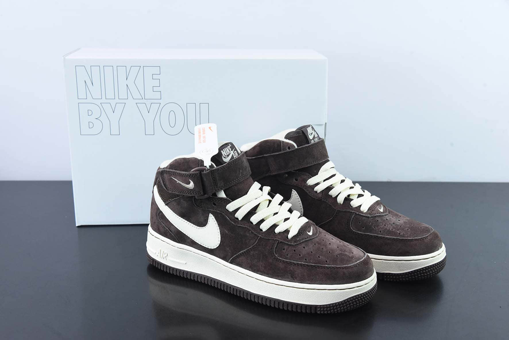 耐克Nike Air Force 1'07 Mid QS 咖啡色空军一号中帮休闲板鞋纯原版本 货号:DM0107-200