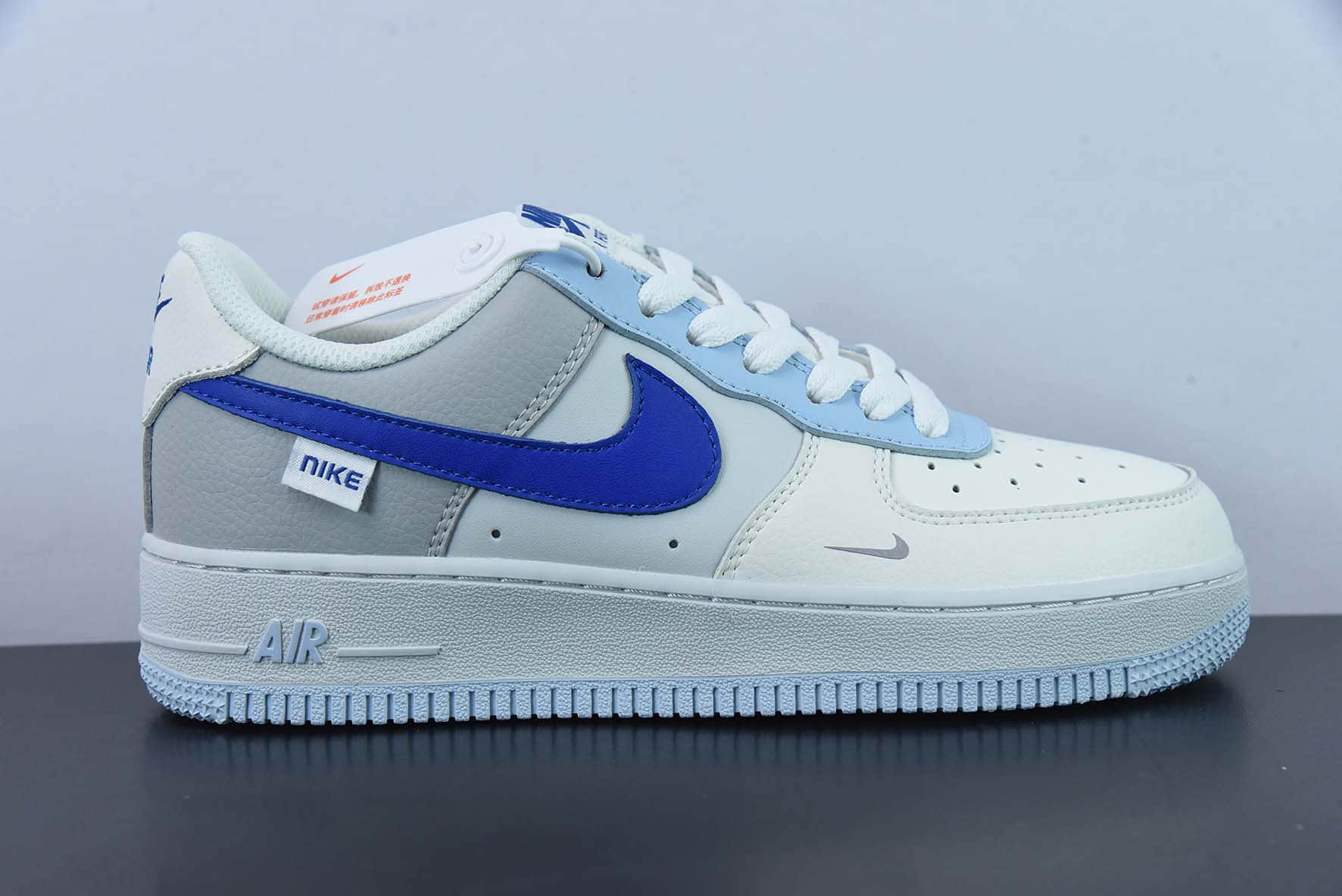 耐克Nike Air Force 1'07 Lowlvory Hyper Royal皮革米白蓝空军一号低帮休闲板鞋纯原版本 货号：FB1844-222