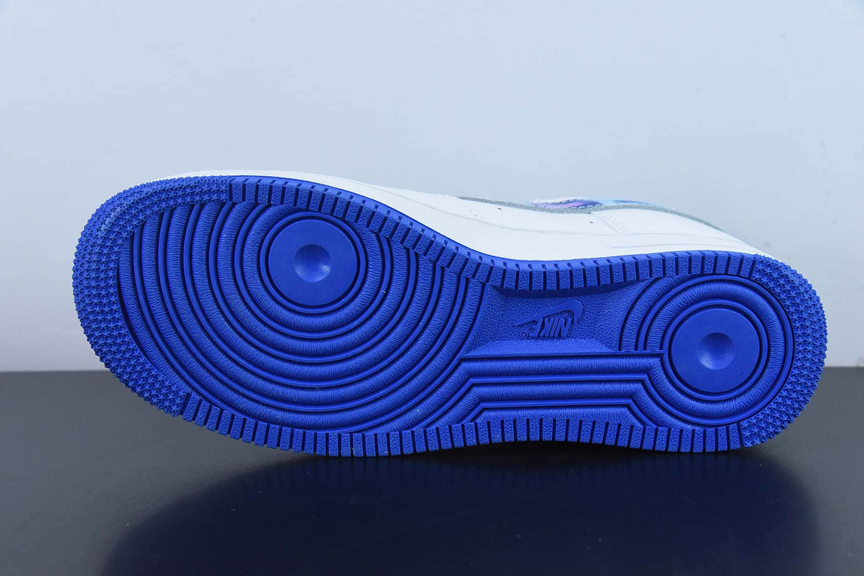 耐克Nike Dior x Nike Air Force 1 07 LV8Dior迪奥联名款白蓝扎染钩子空军一号低帮休闲板鞋纯原版本 货号:DC8873-111