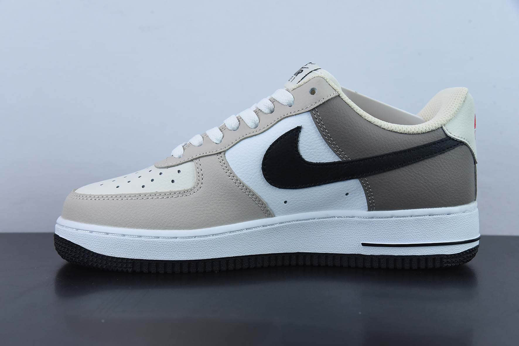 耐克Nike Air Force 1´07 LXXVachetta Tan翻毛奶茶黄棕白空军一号经典低帮休闲板鞋纯原版本 货号:JO8969-785
