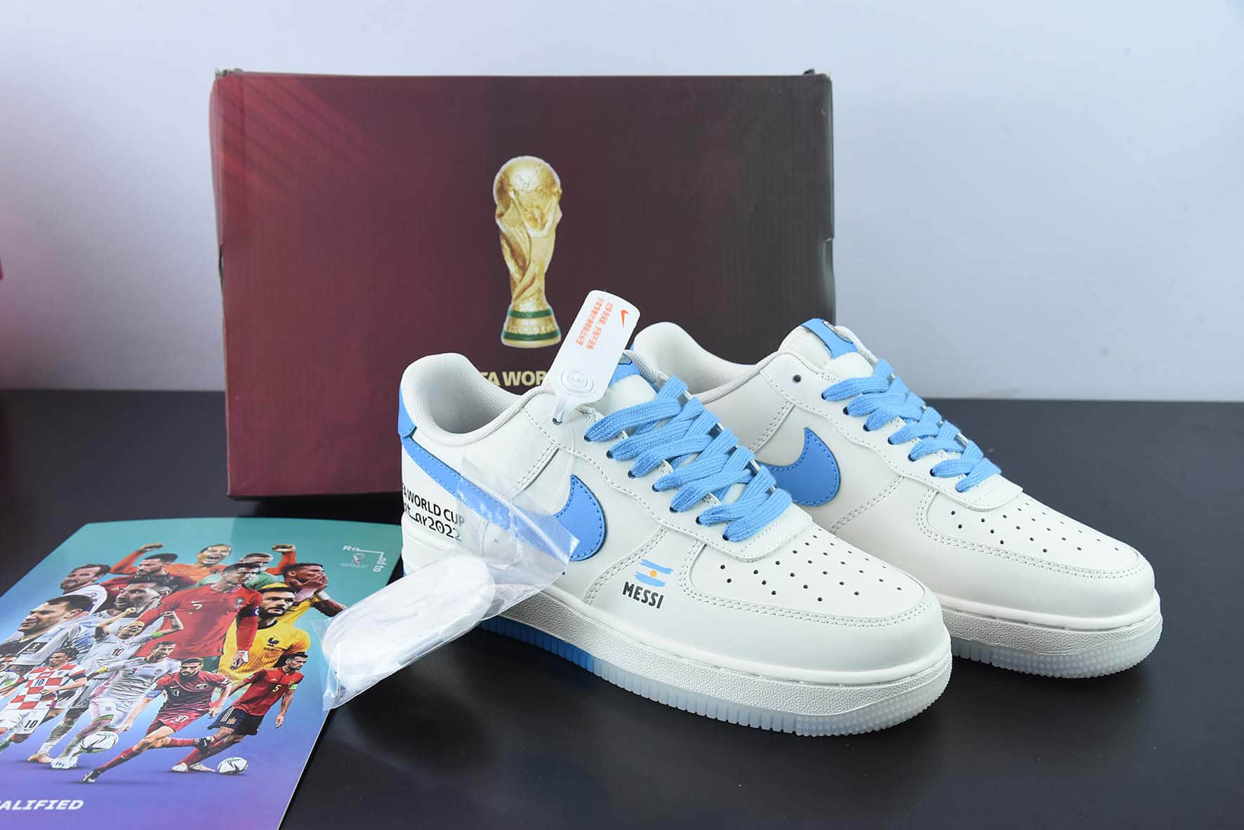 耐克NIke Air Force 1 '07 Low世界杯联名阿根廷—球王梅西空军一号低帮运动休闲板鞋纯原版本 货号：DR9868-800
