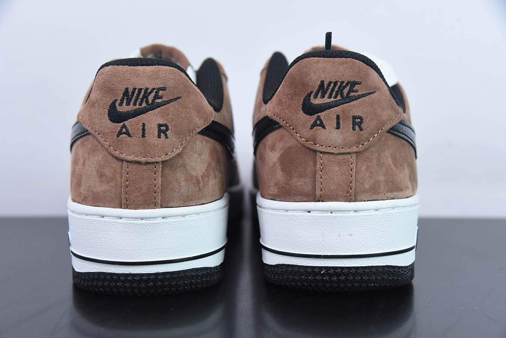 耐克Nike Air Force 1 Low '07 “蛇纹摩卡”低帮空军一号休闲板鞋纯原版本 货号：DE0023-800