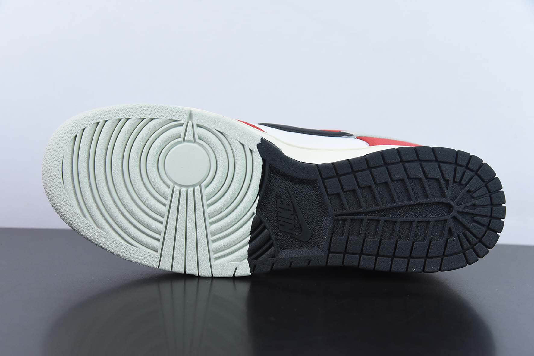 耐克Nike Dunk Low Pink Black 白红芝加哥2.0 低帮运动休闲板鞋纯原版本 货号：DZ2536-600