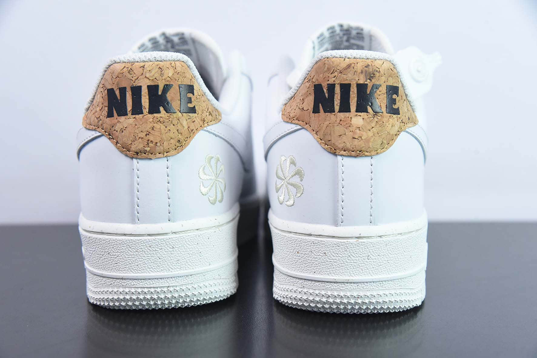 耐克Nike Air Force 1 '07 Low 解构白棕空军一号低帮板鞋纯原版本 货号：DV7184-001 