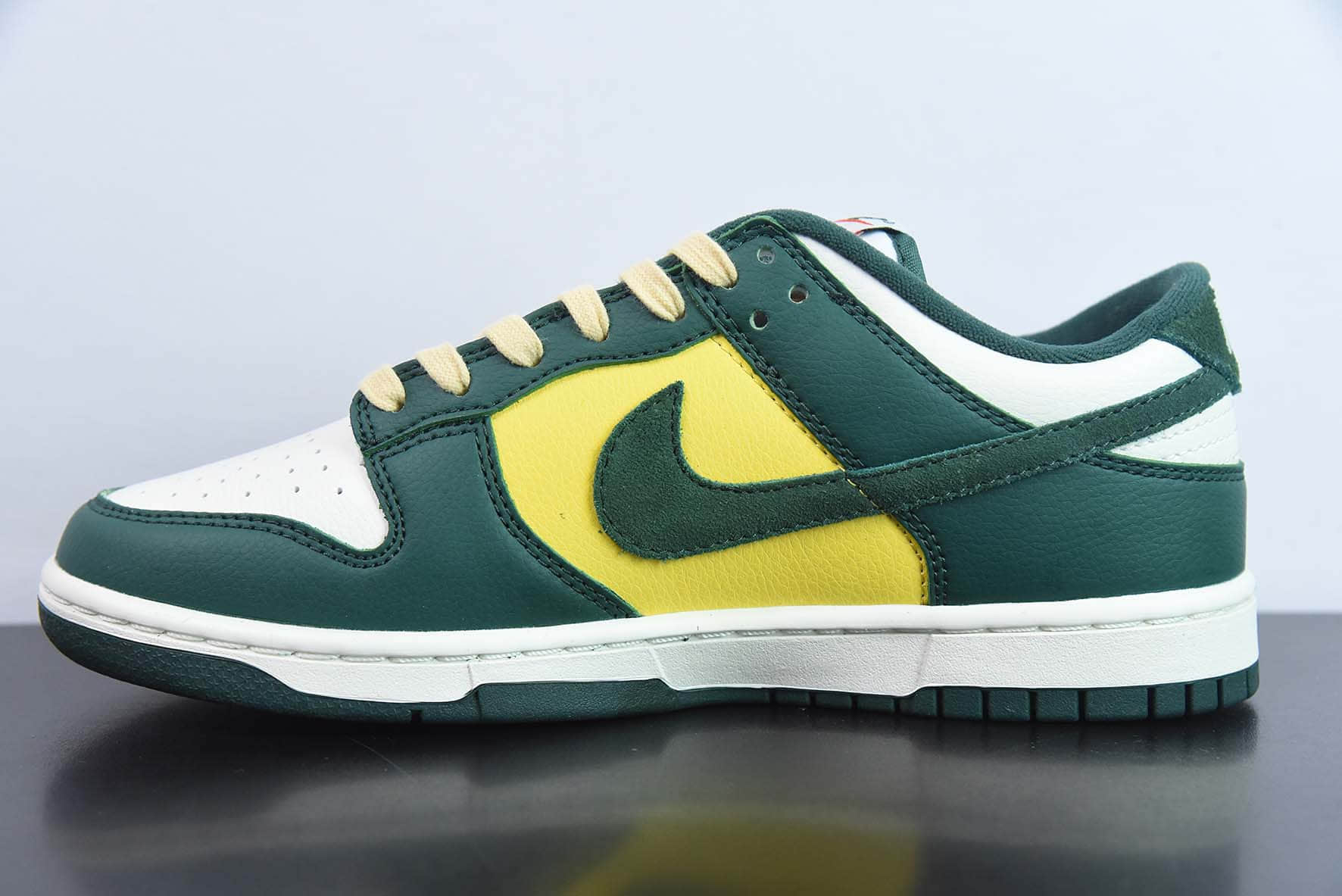 耐克Nike Dunk Low SE Noble Green 经典巴西黄绿配色 SB低帮运动休闲板鞋纯原版本 货号：FD0350-133