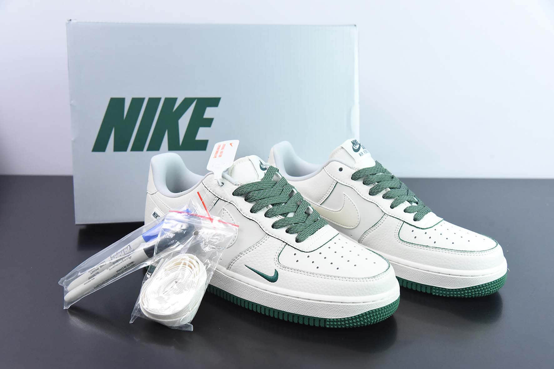 耐克Nike Air Force 1 '07 Low 米绿珠光马克笔空军一号低帮休闲板鞋纯原版本 货号：DD9915-600 