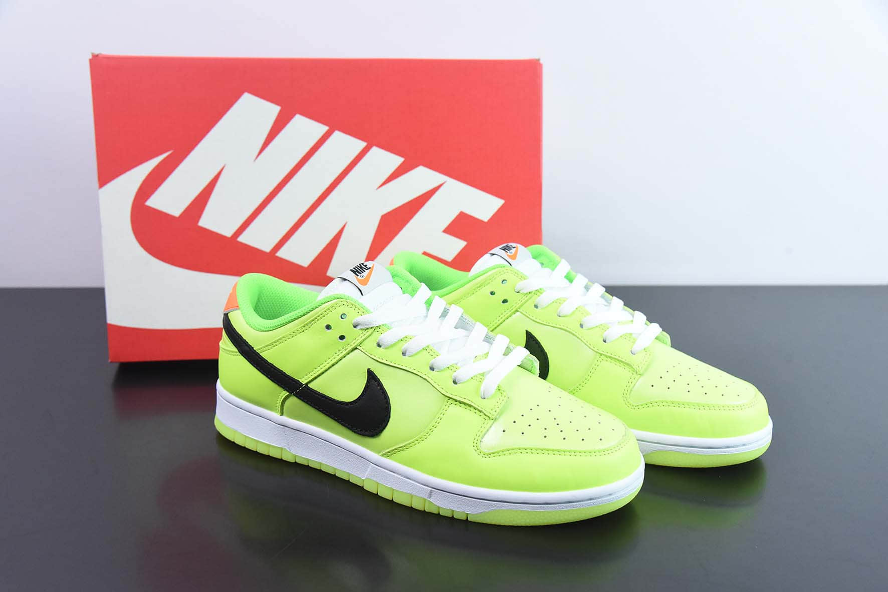 耐克Nike Dunk Low “Glow in the Dark”荧光绿SB低帮滑板鞋纯原版本 货号:FJ4610-702
