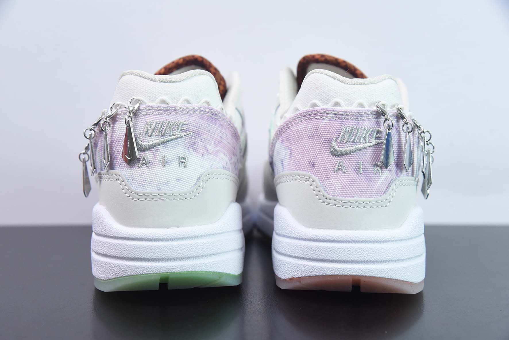 耐克NIKE Air Max 1 '87 白扎染女子跑步休闲运动鞋纯原版本 货号:FJ7734-101