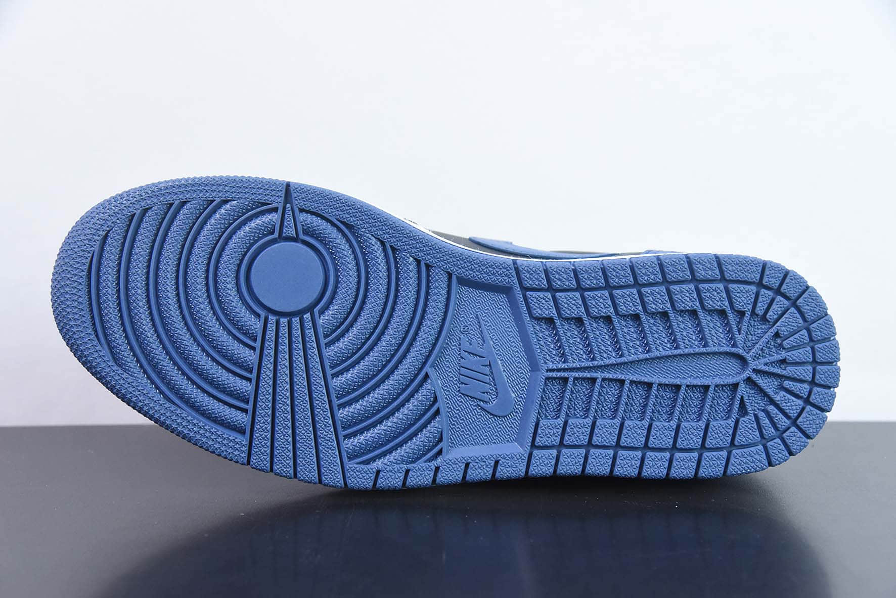 乔丹Air Jordan 1 Retro Low AJ1黑蓝低帮复古文化篮球鞋纯原版本 货号：CZ0775-041