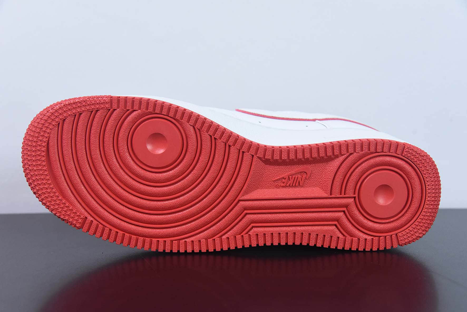 耐克Nike Air Force 1'07 Low 白红空军一号低帮休闲板鞋纯原版本 货号:DV0788-102