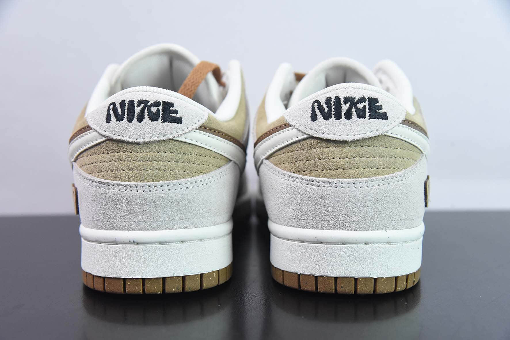 耐克Nike SB Dunk Low SE 85 Grey Green85小熊饼干 SB扣篮系列低帮休闲运动滑板板鞋纯原版本 货号:DO9457-102