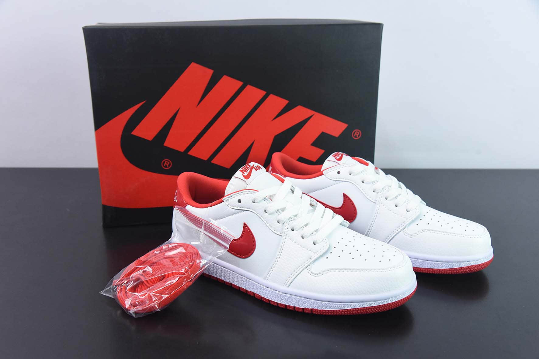 乔丹Air Jordan 1 Retro Low OG”Black Toe“AJ1OG白红脚趾低帮经典复古文化休闲运动篮球鞋纯原版本 货号：CZ0790-161