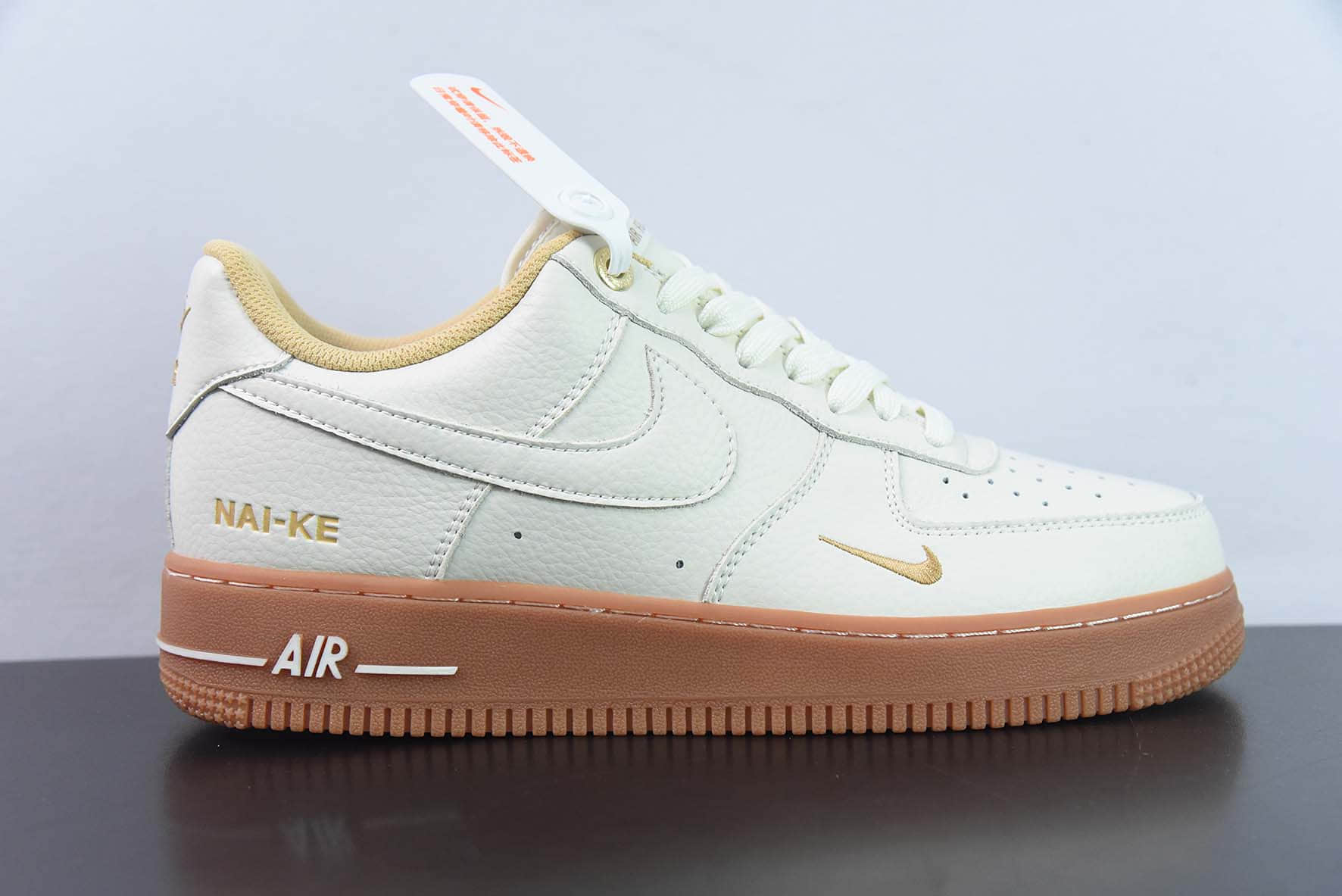 耐克Nike Air Force 1 Low NAI-KE白棕印花生胶空军一号低帮运动休闲板鞋纯原版本 货号：NK0621-988