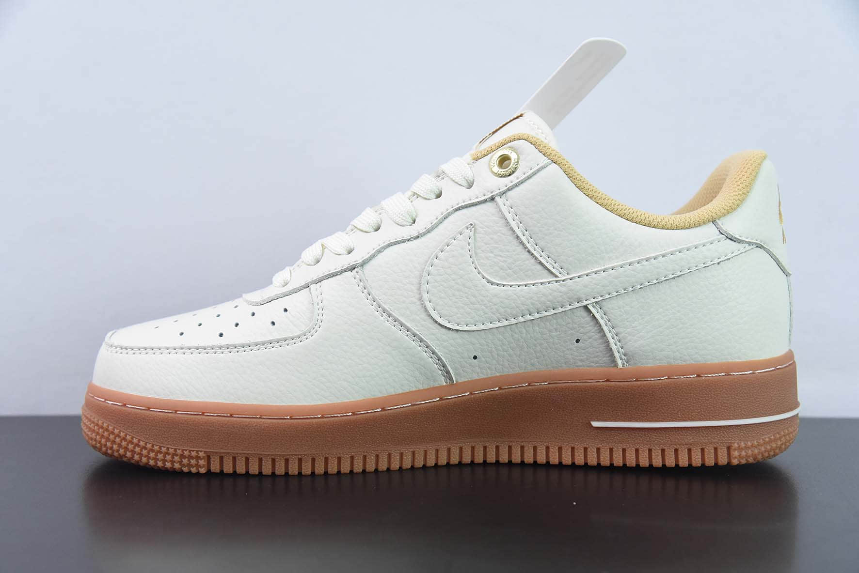 耐克Nike Air Force 1 Low NAI-KE白棕印花生胶空军一号低帮运动休闲板鞋纯原版本 货号：NK0621-988