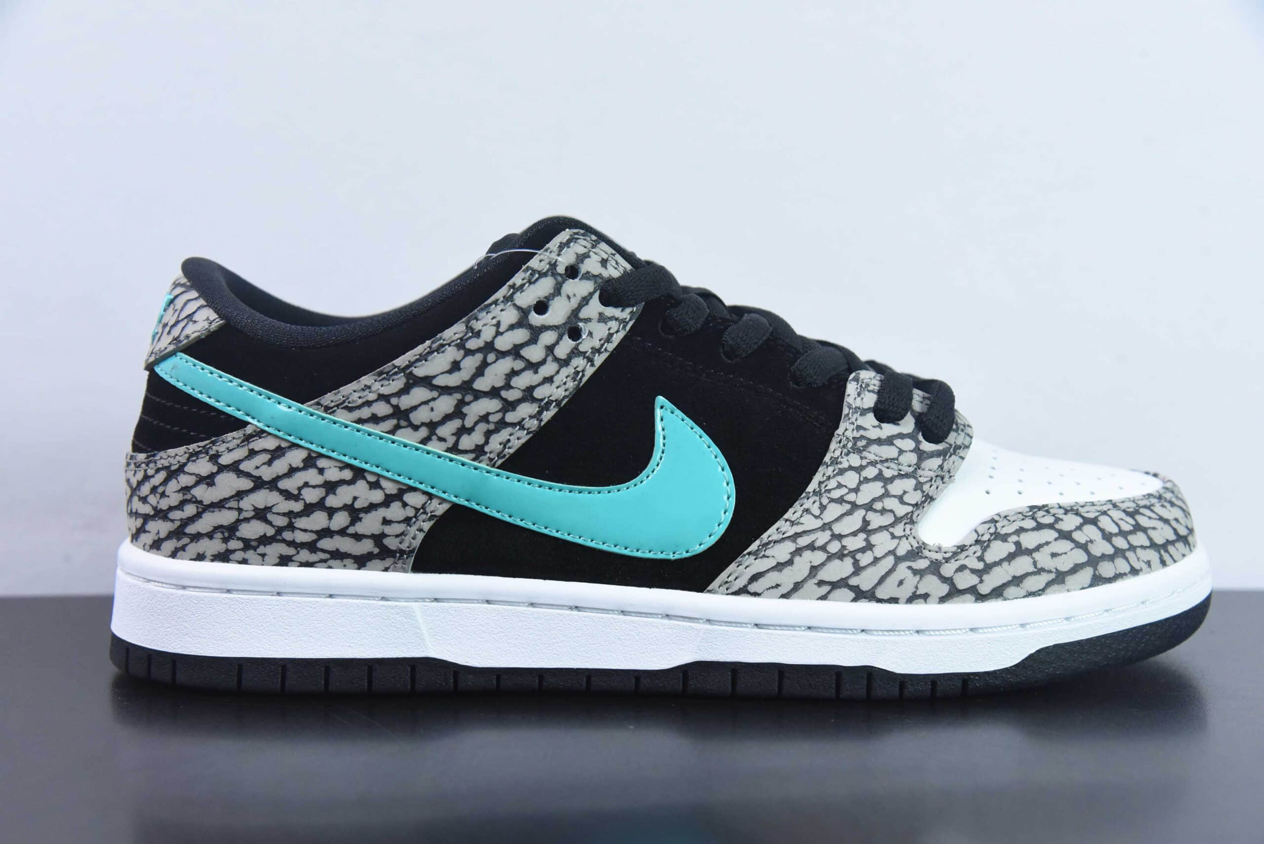 耐克Nike Dunk Low Pro “clear jade” 大象爆裂纹SB低帮运动休闲板鞋纯原版本 货号：BQ6817-009 
