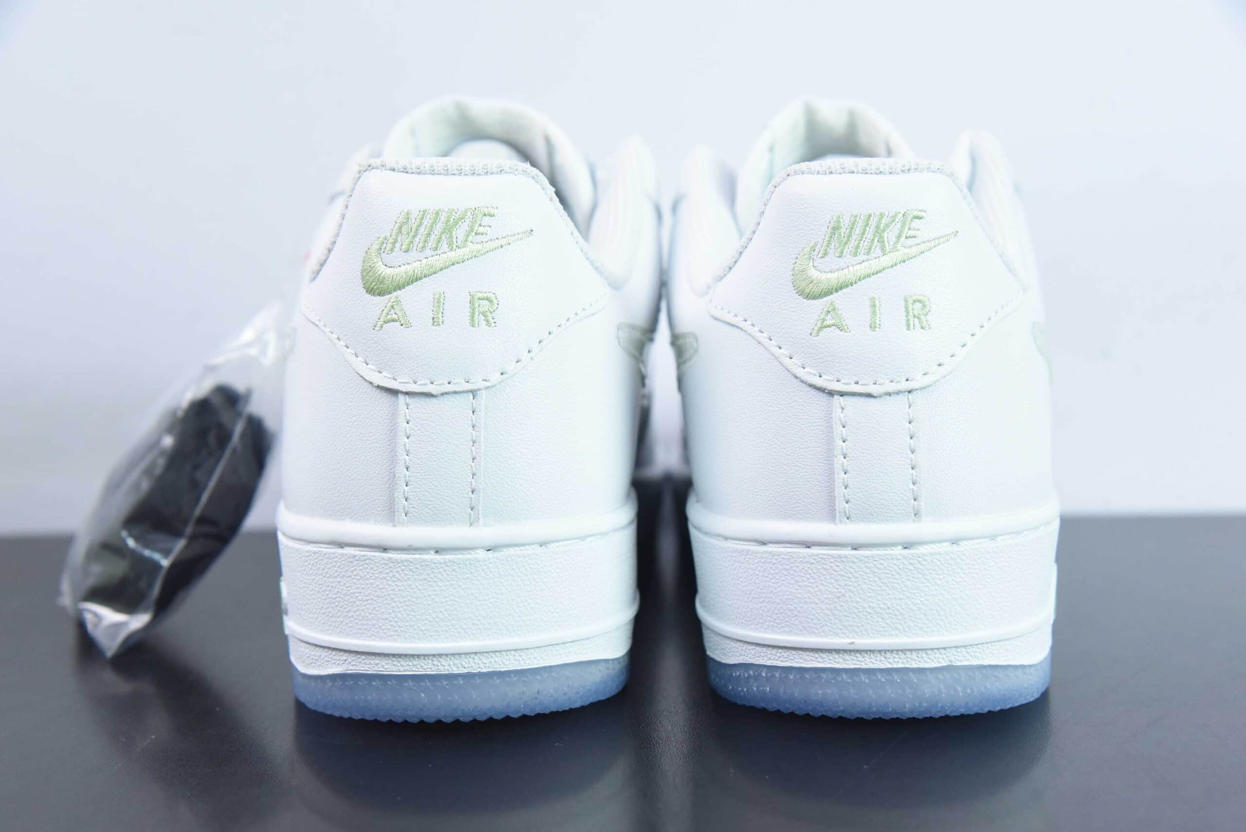 耐克Nike By You Air Force 1'07 Low Retro SP皮革白绿渐变钩子空军一号低帮经典百搭休闲运动板鞋纯原版本 货号:C03363-367