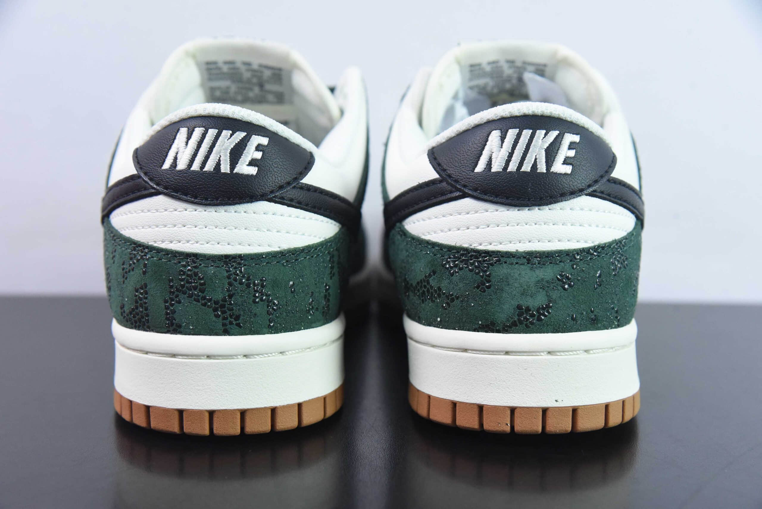 耐克Nike SB Dunk Low “SKU” 白深绿蛇纹SB低帮休闲滑板鞋纯原版本 货号:FQ8893-397