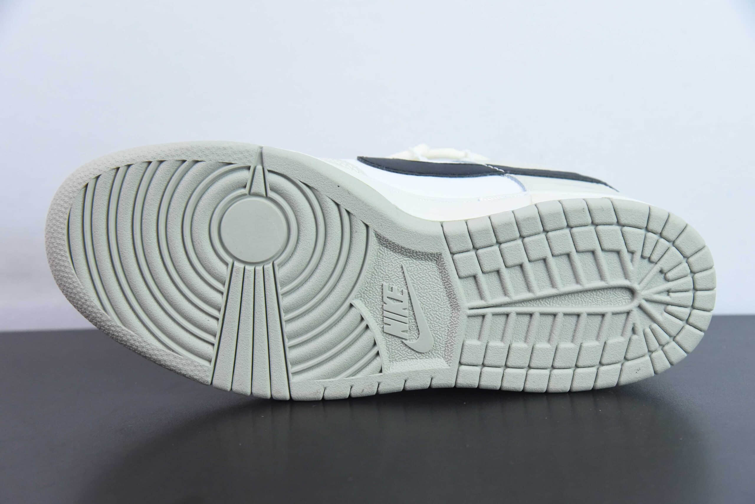 耐克Nike Dunk Low 白灰黑定制版解构绑带休闲板鞋纯原版本 货号：DV0831-101