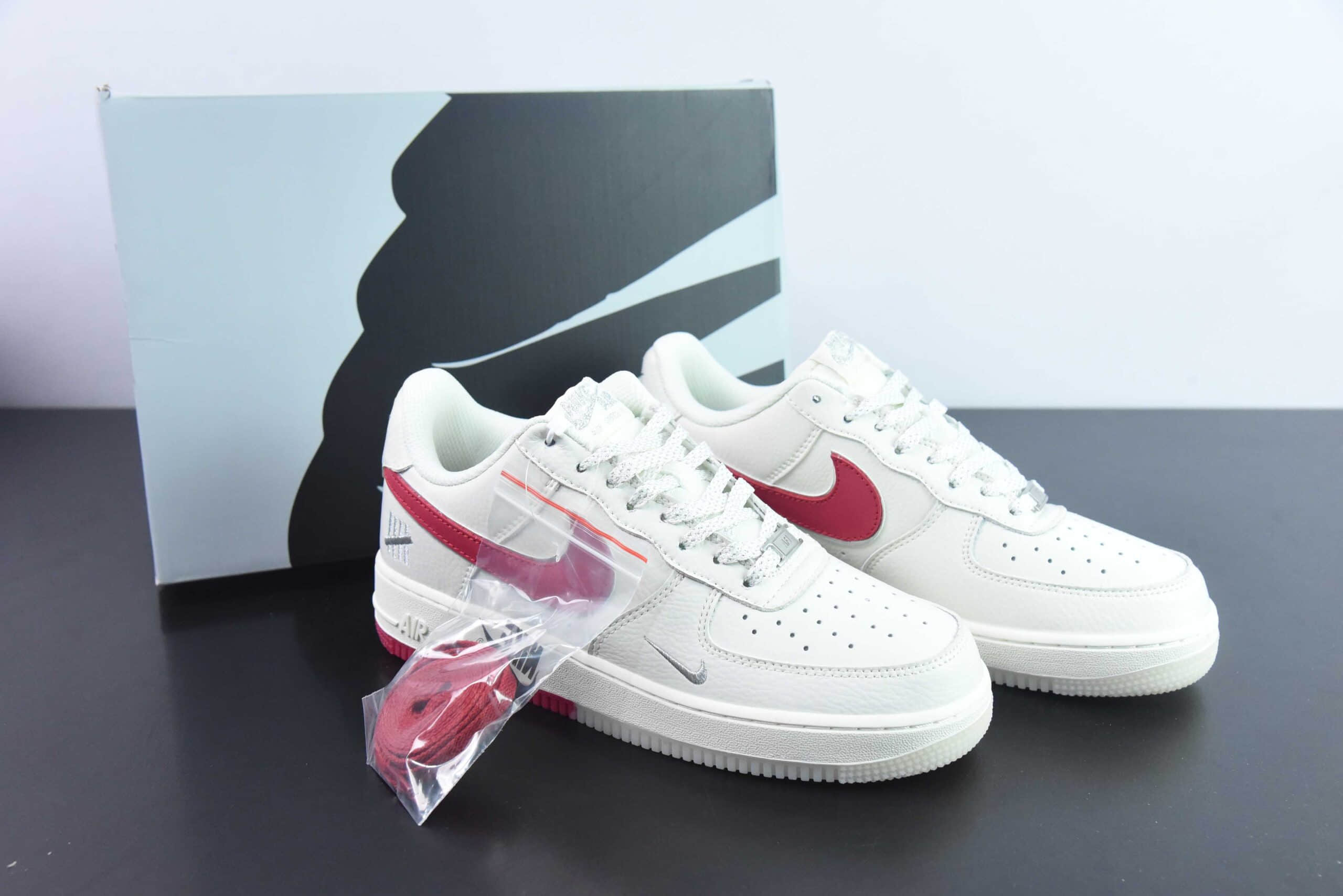 耐克Nike Air Force 107 UN联名白红刺绣小勾空军一号低帮休闲板鞋纯原版本 货号:BS9055-732