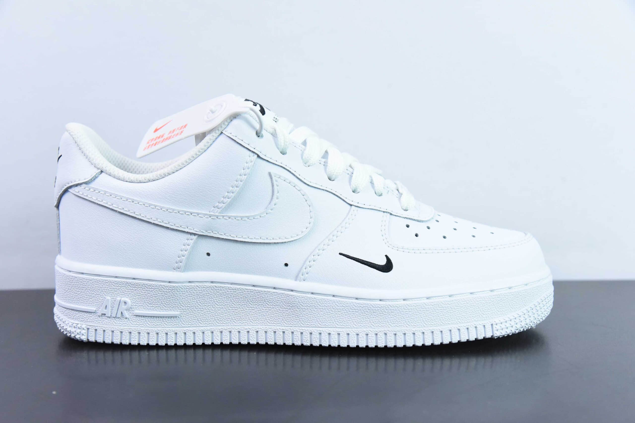 耐克Nike Air Force 1 Low 07 ESS TRK3 白黑小勾空军一号低帮休闲板鞋纯原版本 货号:HF1058-133
